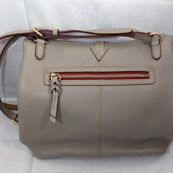 Fall Color Dooney & Bourke Florentine Med Toggle Crossbody Bag Leather  Ecru - Picture 4 of 13